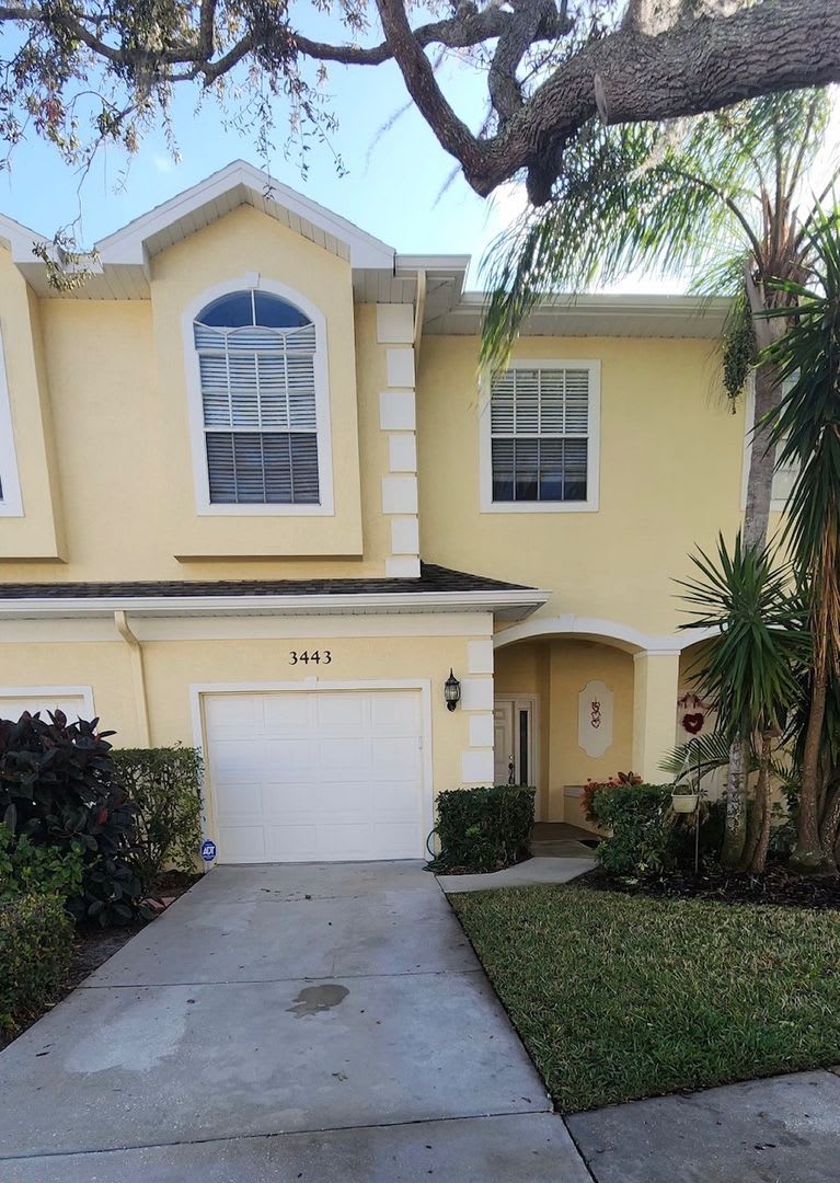 Townhouse in Ashley Downs