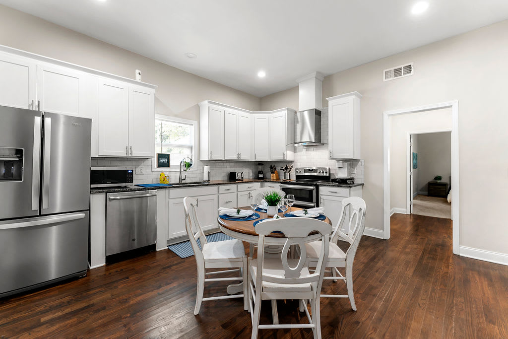 6136 Hopkins Street Northeast