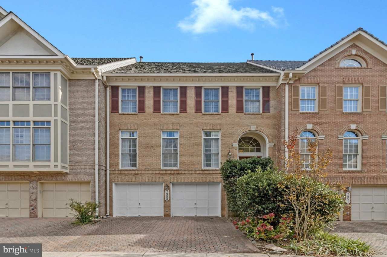 7953 TURNCREST Drive