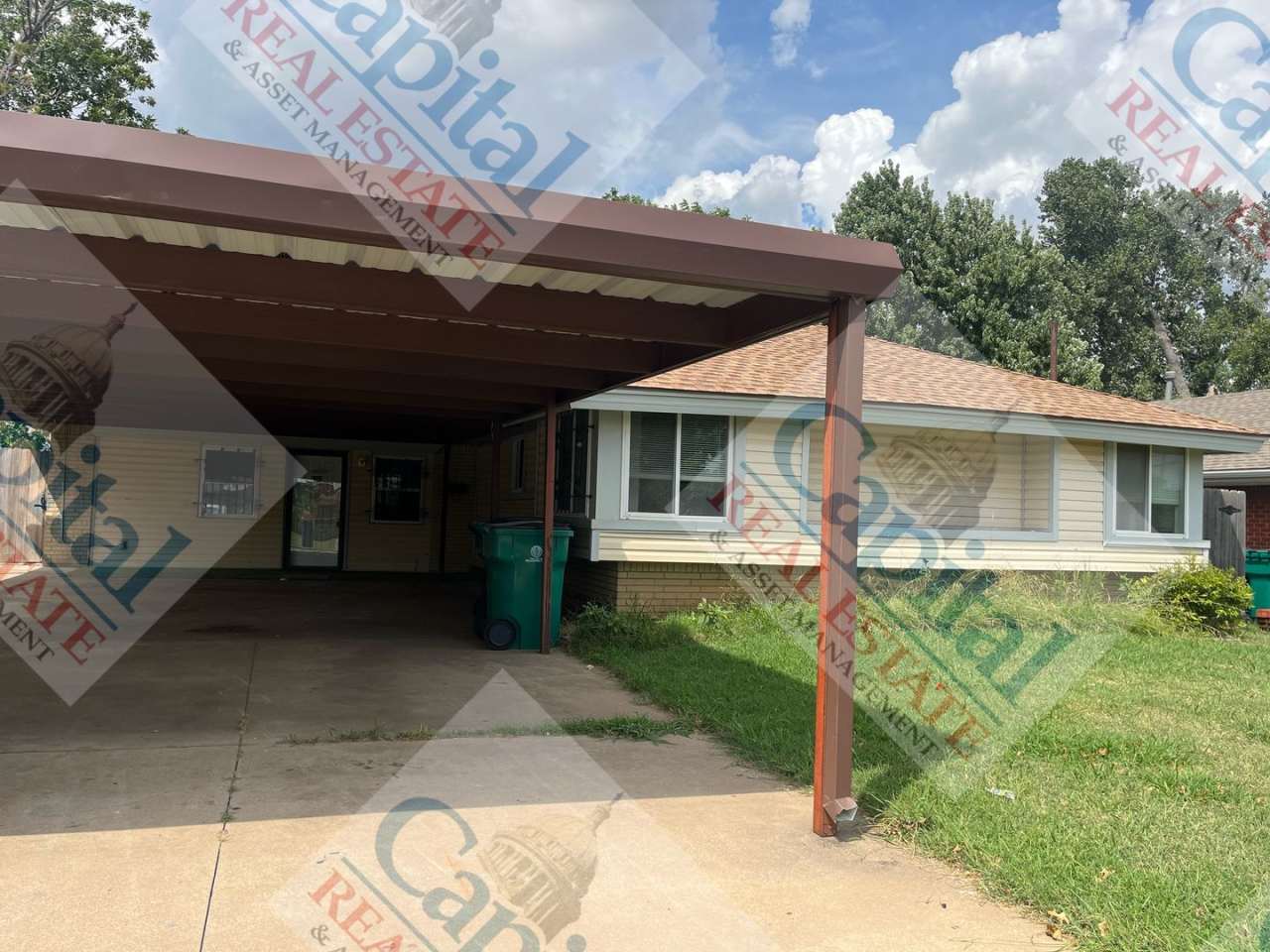 Spacious 3 Bedroom W/ Bonus Room