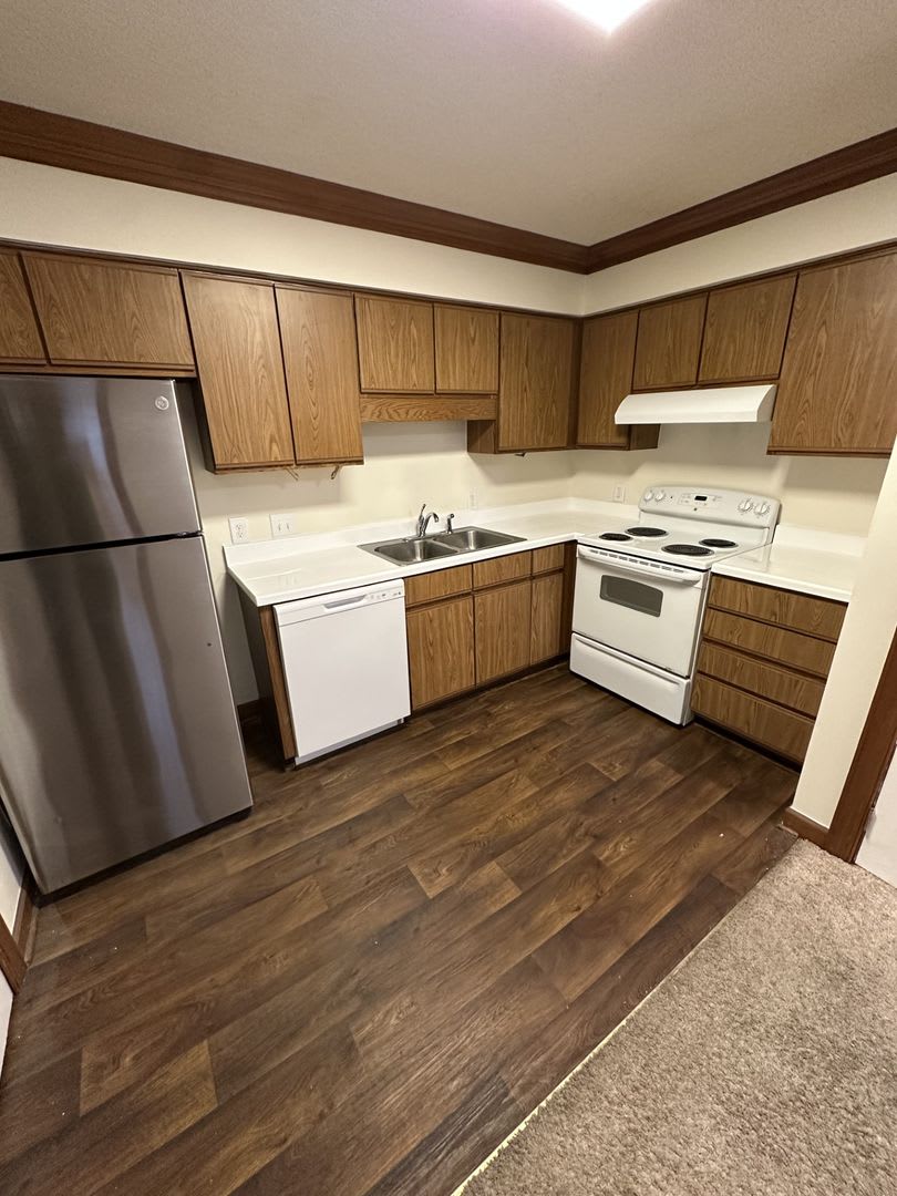 2 Bedroom 2 Bathroom Condo!