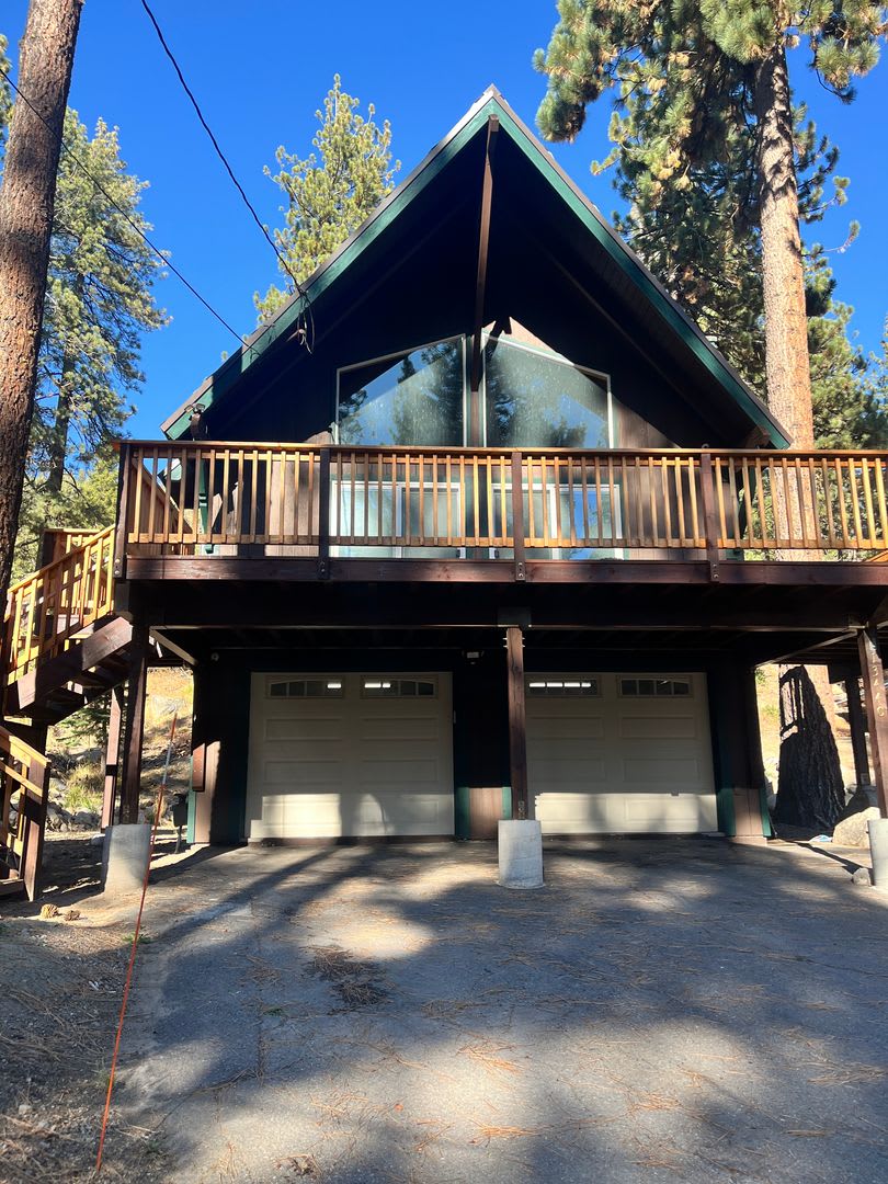 Donner Lake Ski Lease — Fully Remodeled Home | Walk to Lake  Market