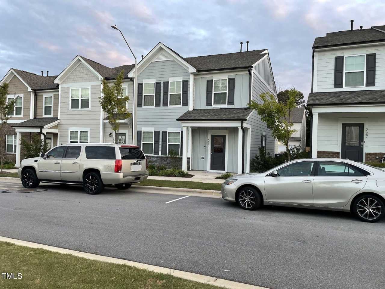 223 Parker Sta Avenue