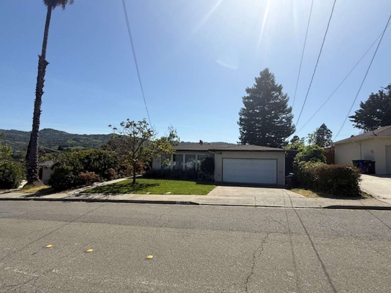 3 Bedroom Ranch Style Home in El Sobrante / May Valley Neighborhood