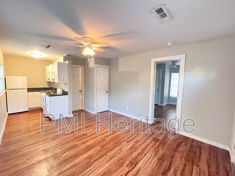 103 W Martin Luther King Jr Blvd