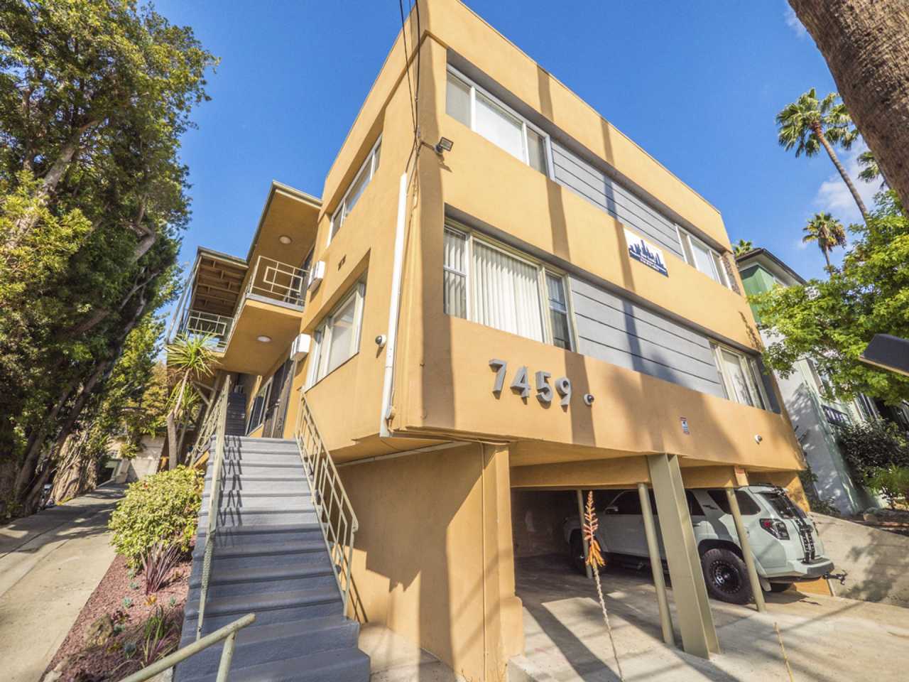 7459 Hollywood Blvd.