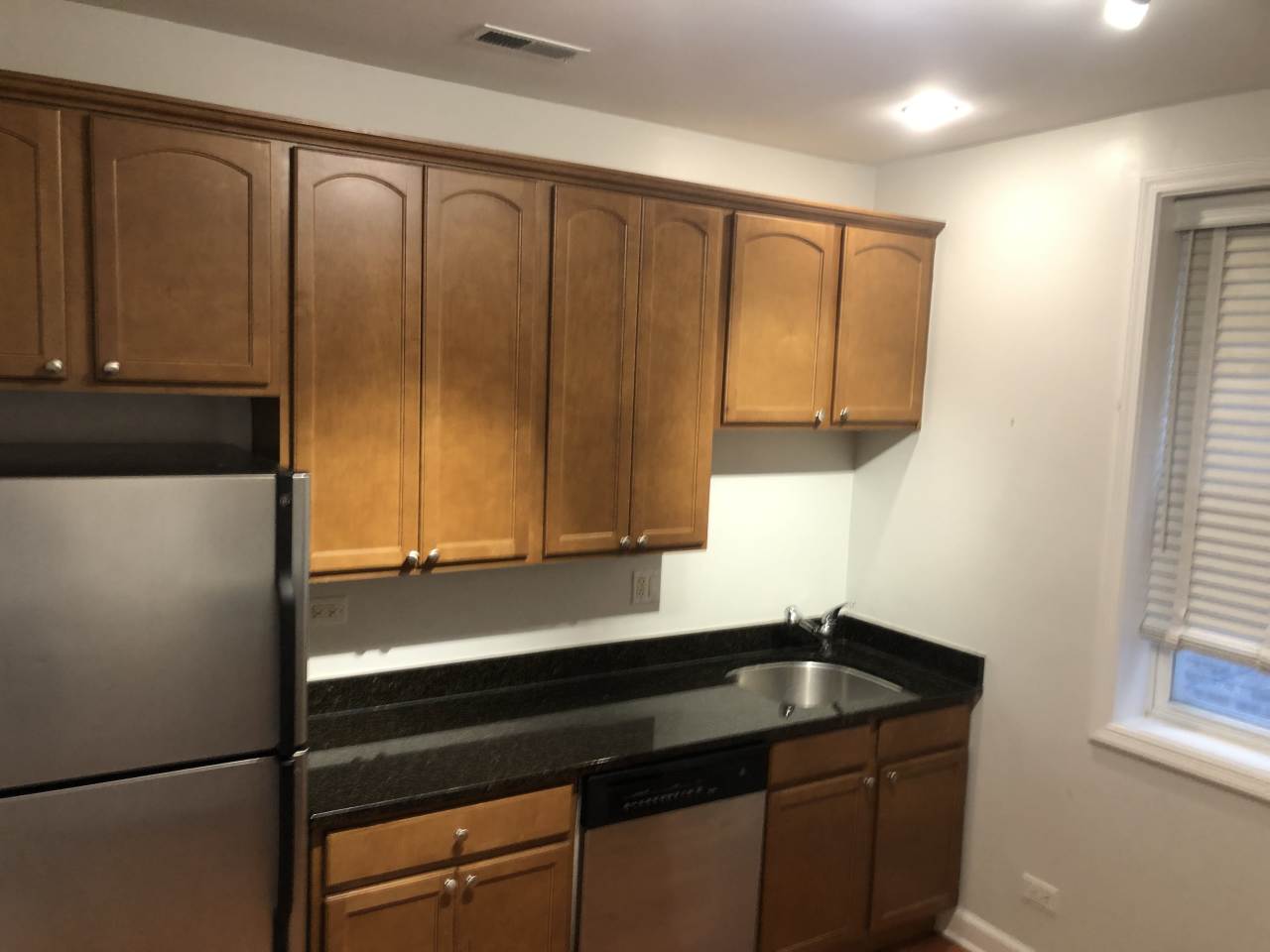 4849 North Wolcott Avenue