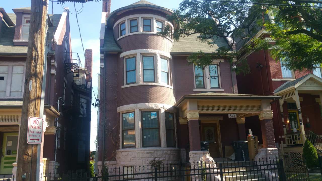 844 Lincoln Avenue