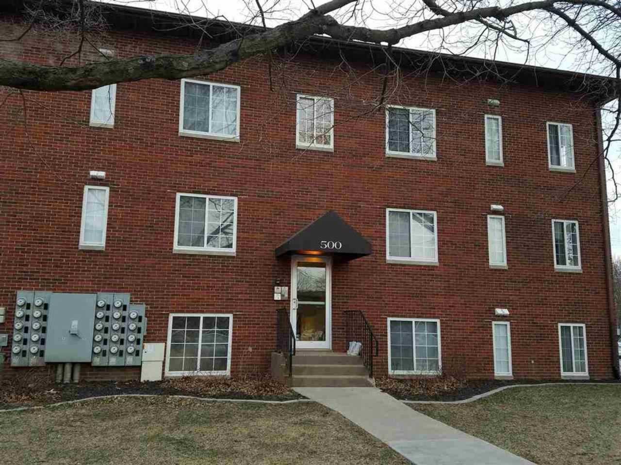 Amazing 2 Bedroom - 1 Bath Condo in University Heights