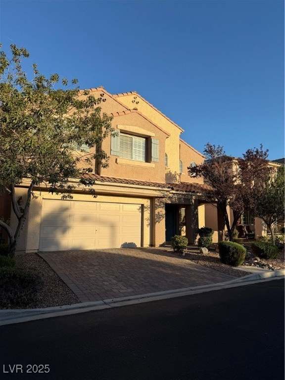 1016 Bonitos Suenos Street