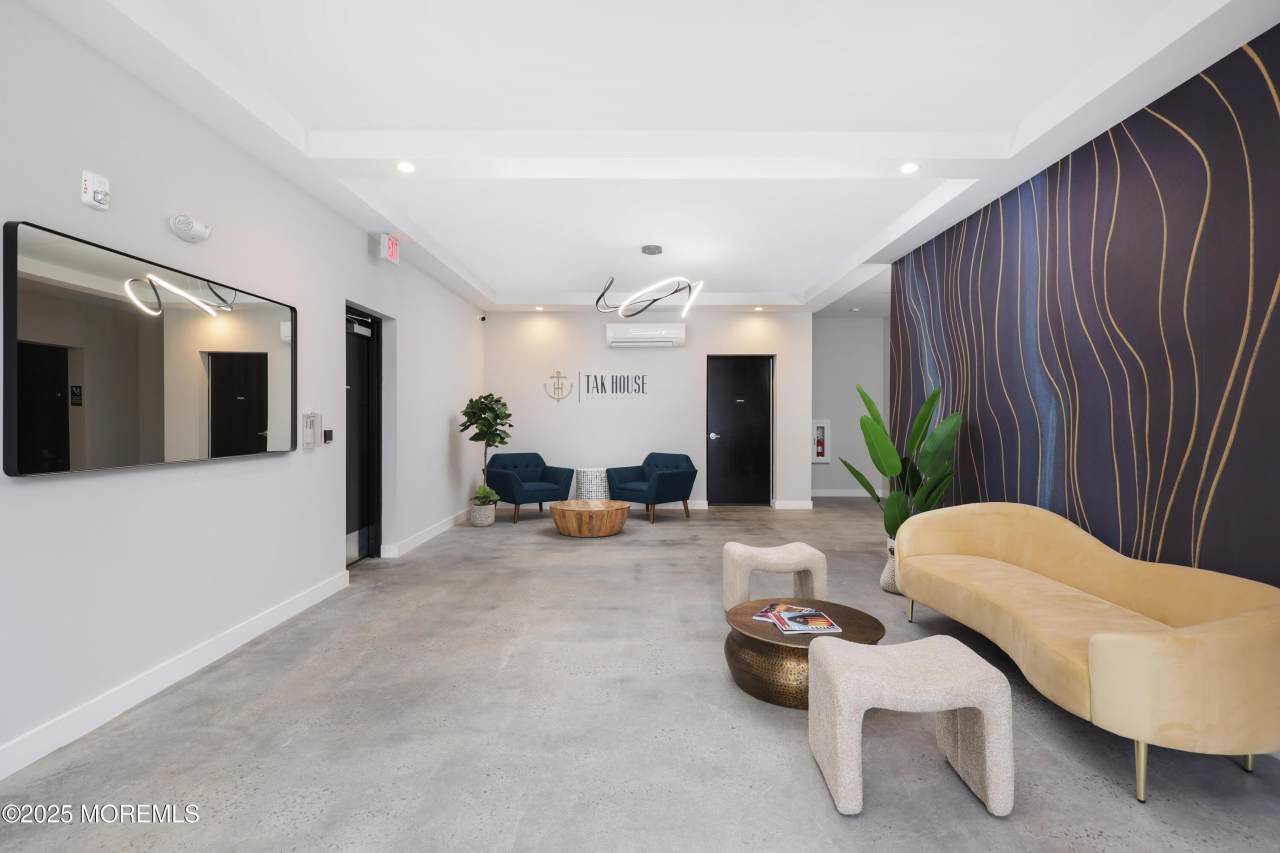 6 West End Court unit: 306