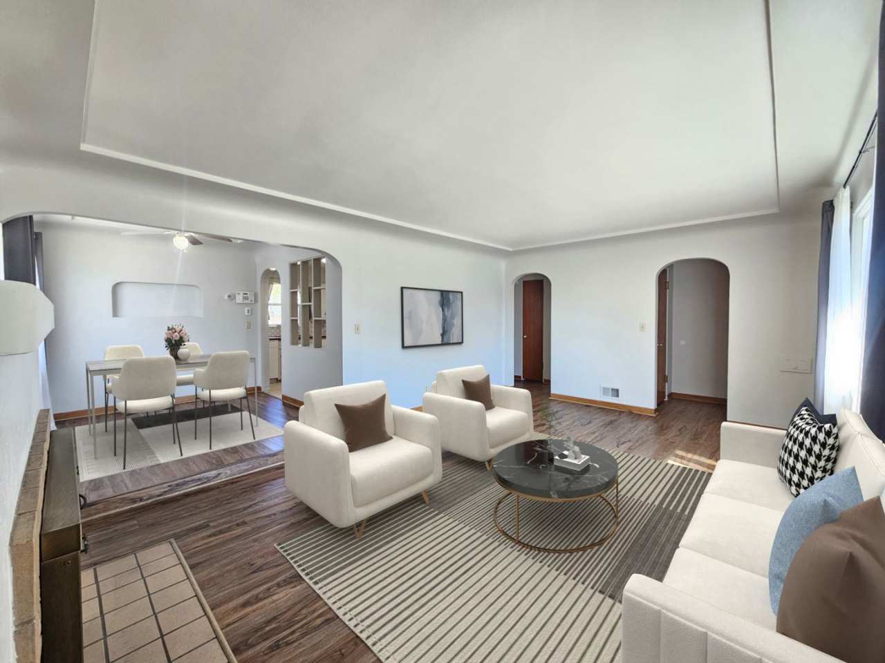 $1,900 - 3 Bed / 2 Bath Charming Rancher Home near the Downriver Golf Course