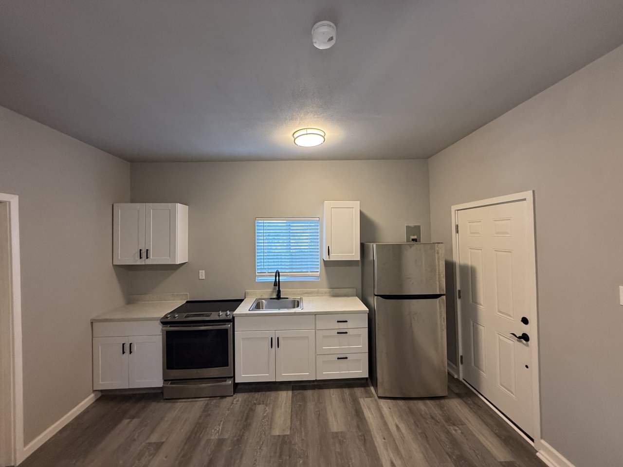 16112 Carolyn Street