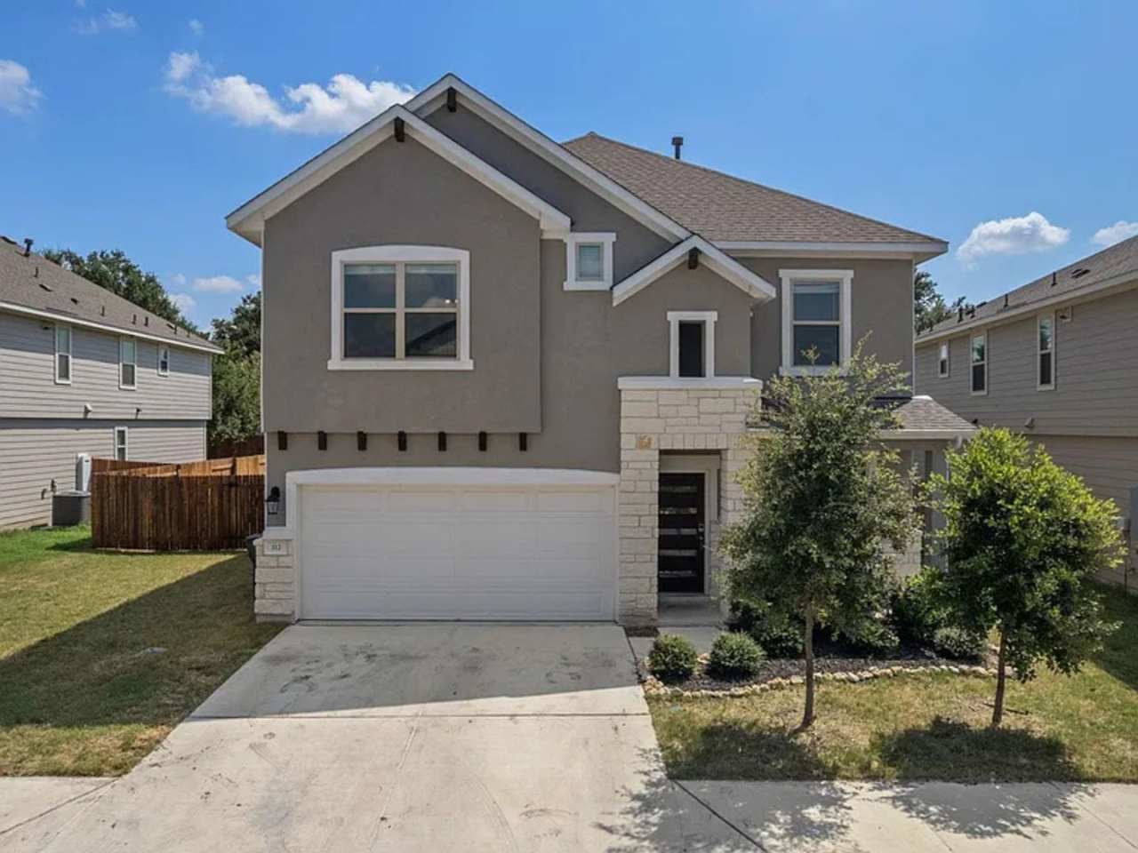 Spacious 4BR House in Georgetown