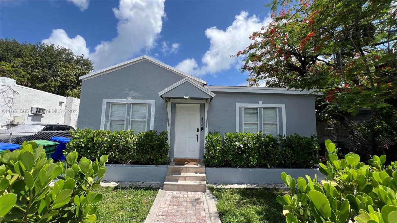 113 Northwest 35th Street