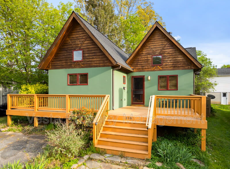 318 Sulphur Springs Rd