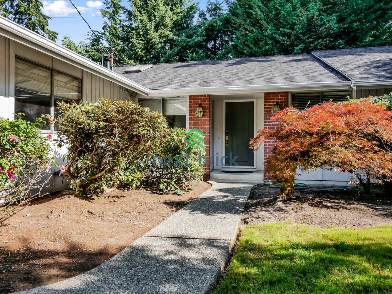 3 Bedroom 2 bathroom Home for Rent!