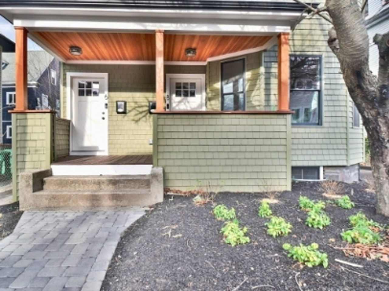 Renovated Apartment in Medford