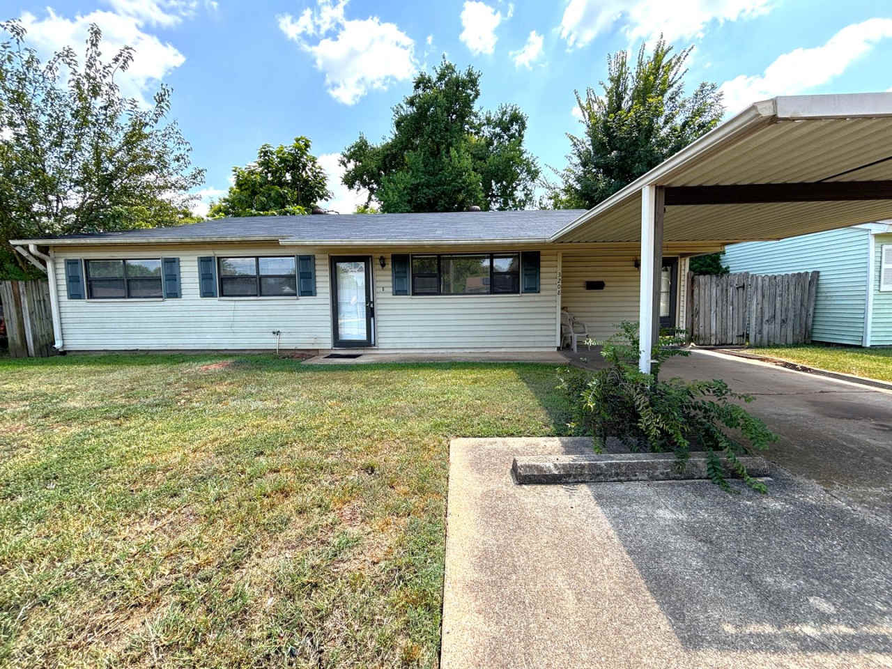 GREAT STARTER HOME IN CENTRAL BOSSIER