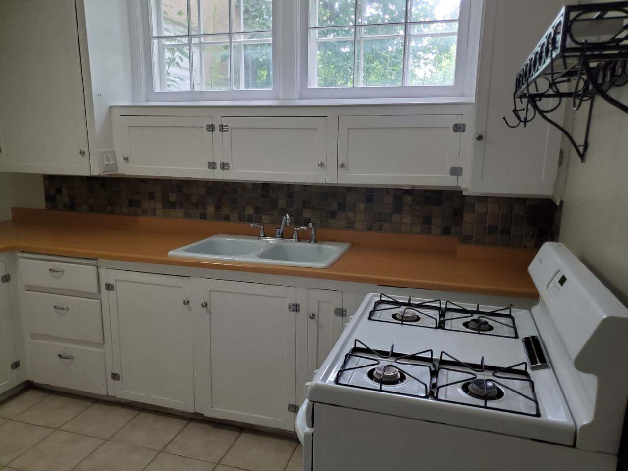 One Bedroom Apartment in the Heart of Downtown