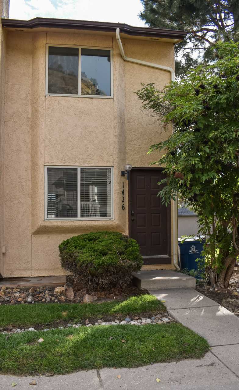 1426 Territory Trail