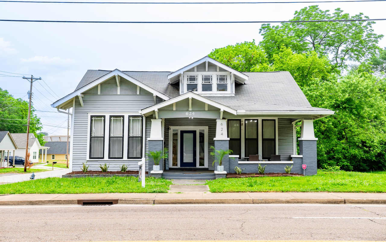 624 North Highland Avenue