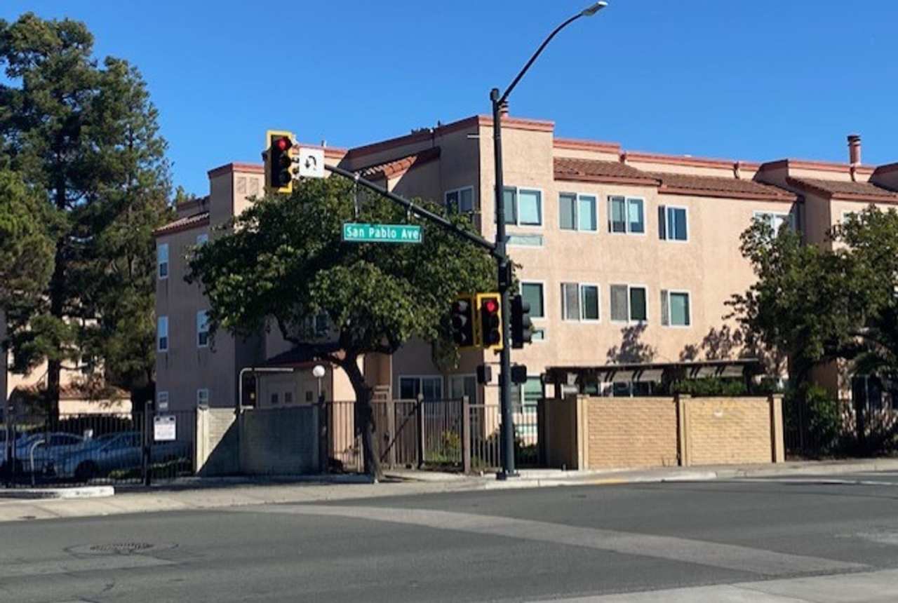 1000 Evergreen Terrace #1303, San Pablo