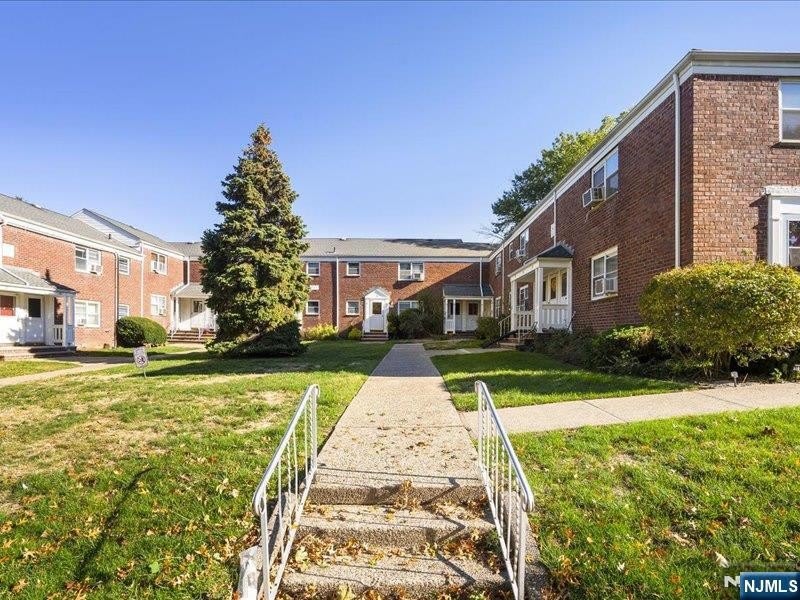 486 Blanchard Terrace 78