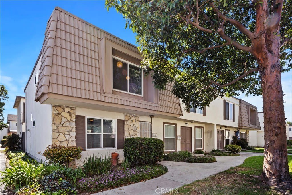 11115 La Naranja Court