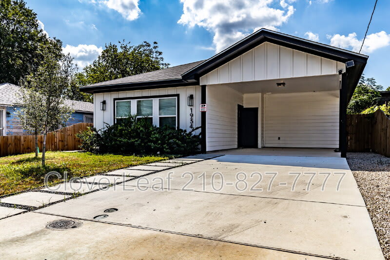 1934 Lamar St