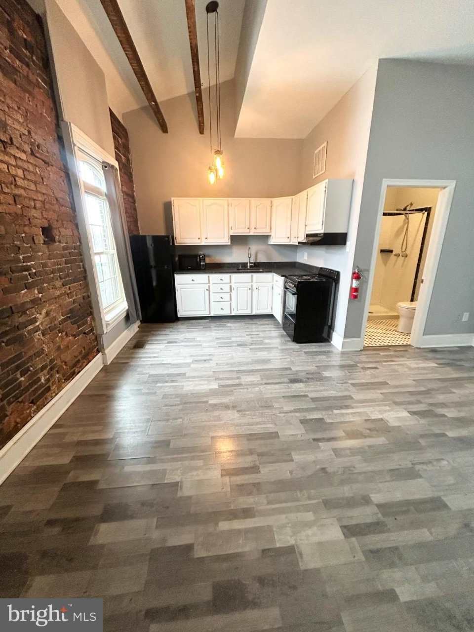 13 4TH Avenue unit: 12