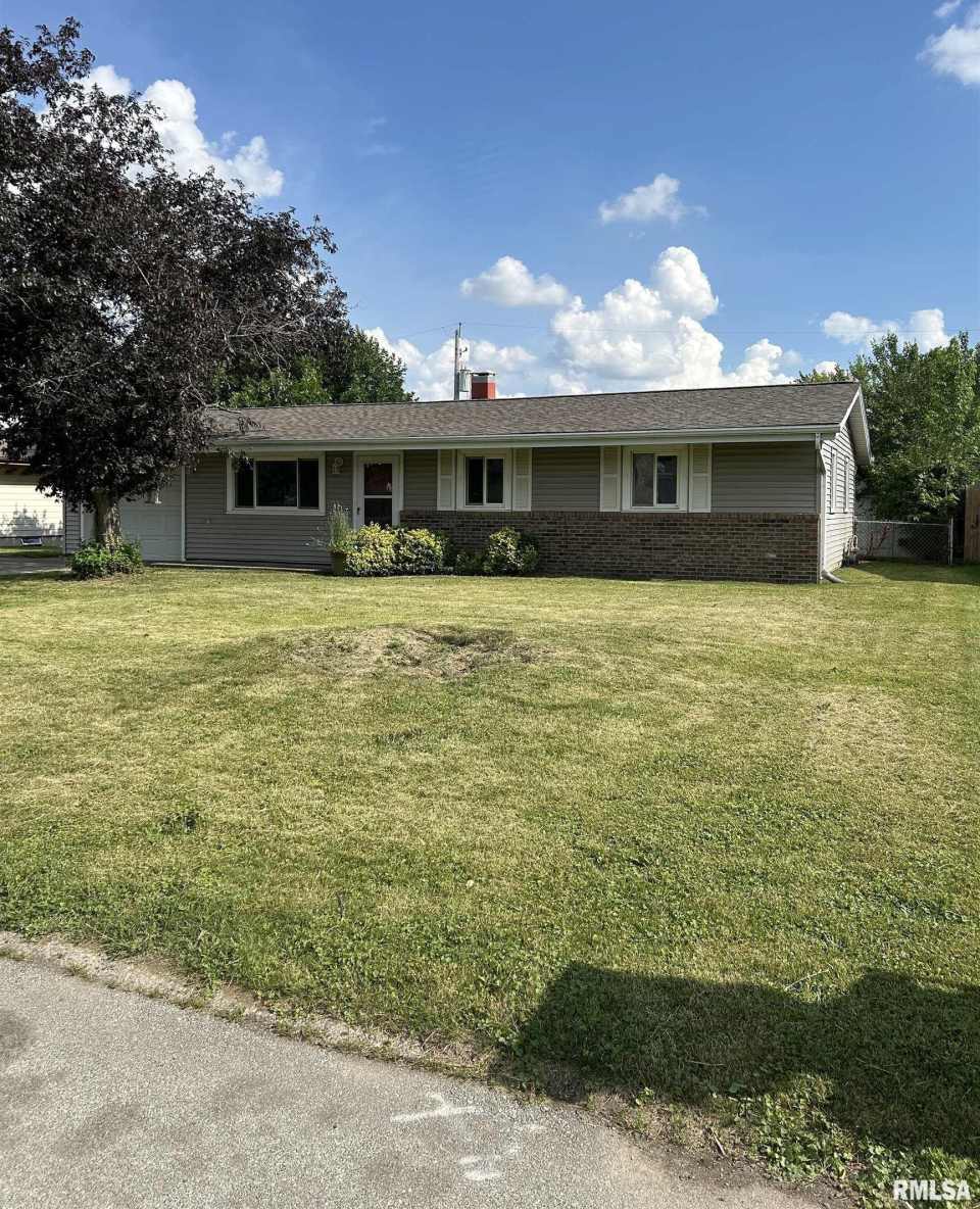 2010 W DAYTONA Drive