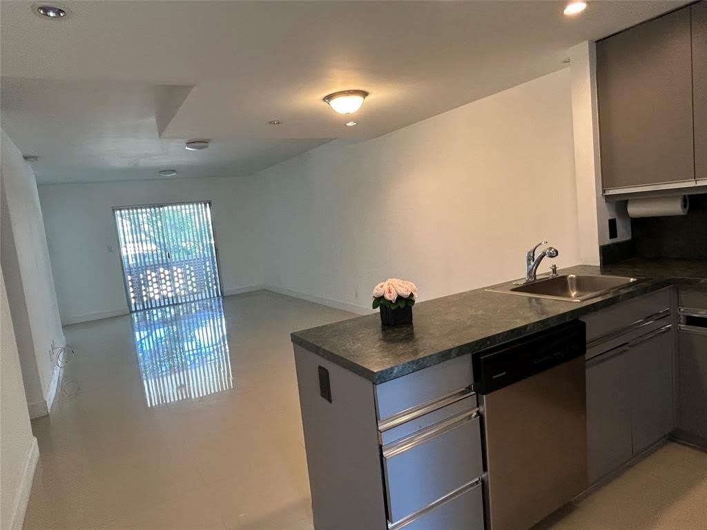 2800 NE 14th Street Cswy