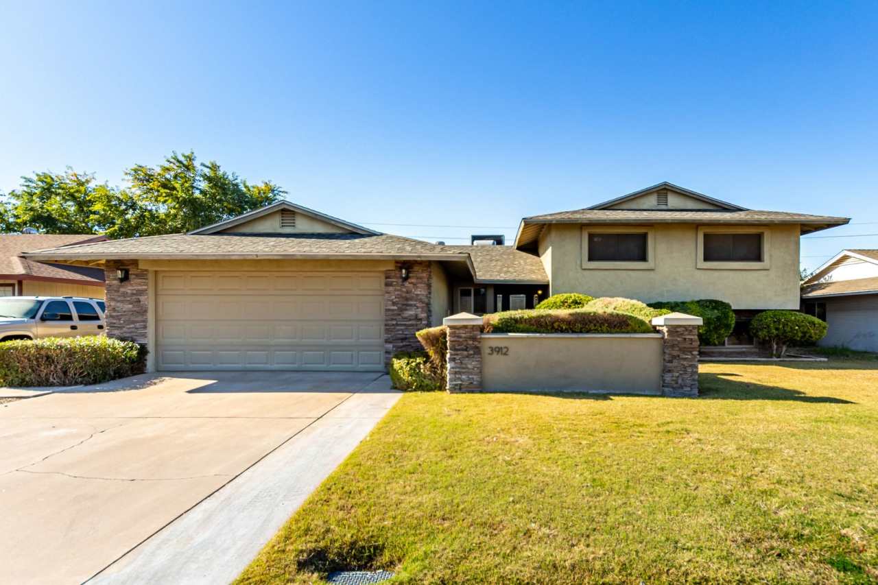 BEAUTIFUL 6 BEDROOM TEMPE HOME WITH POOL!