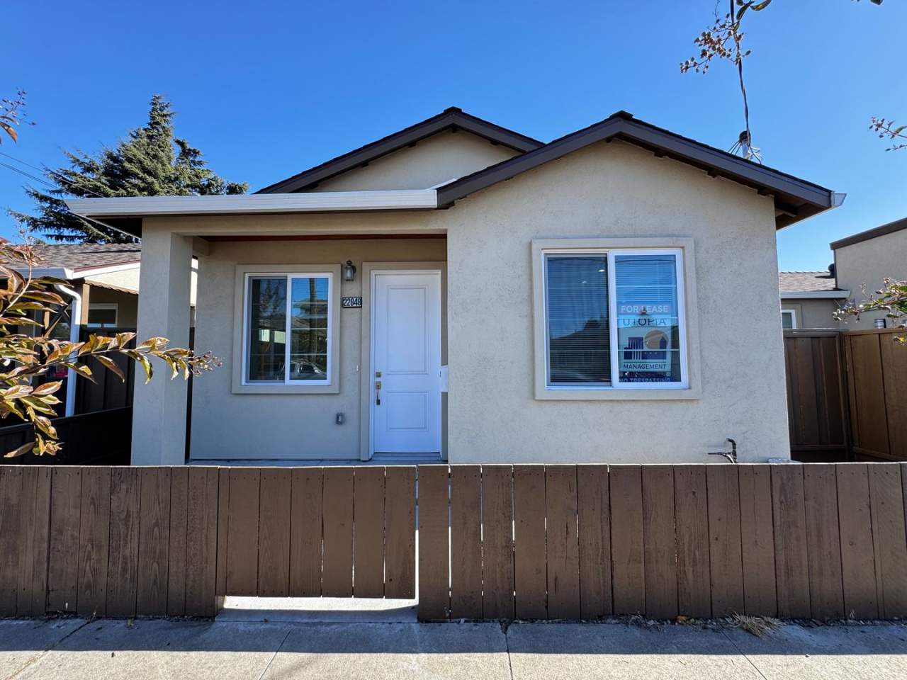 Newly Remodeled 2 Bedroom House in Hayward!