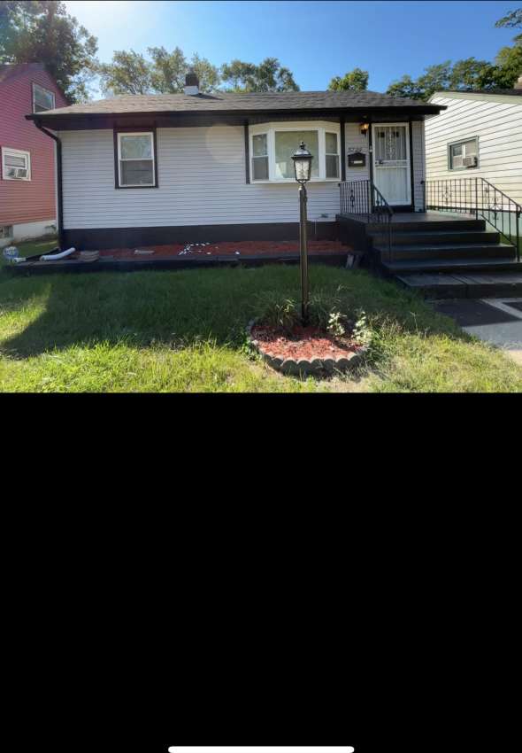 5729 West 6th Avenue