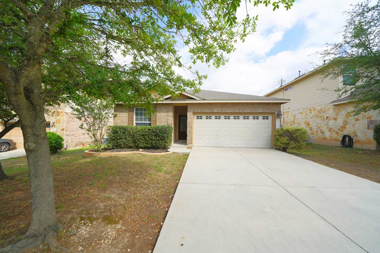 Beautiful One Story Home in Gated Community. Realtor Commission Offered: $500