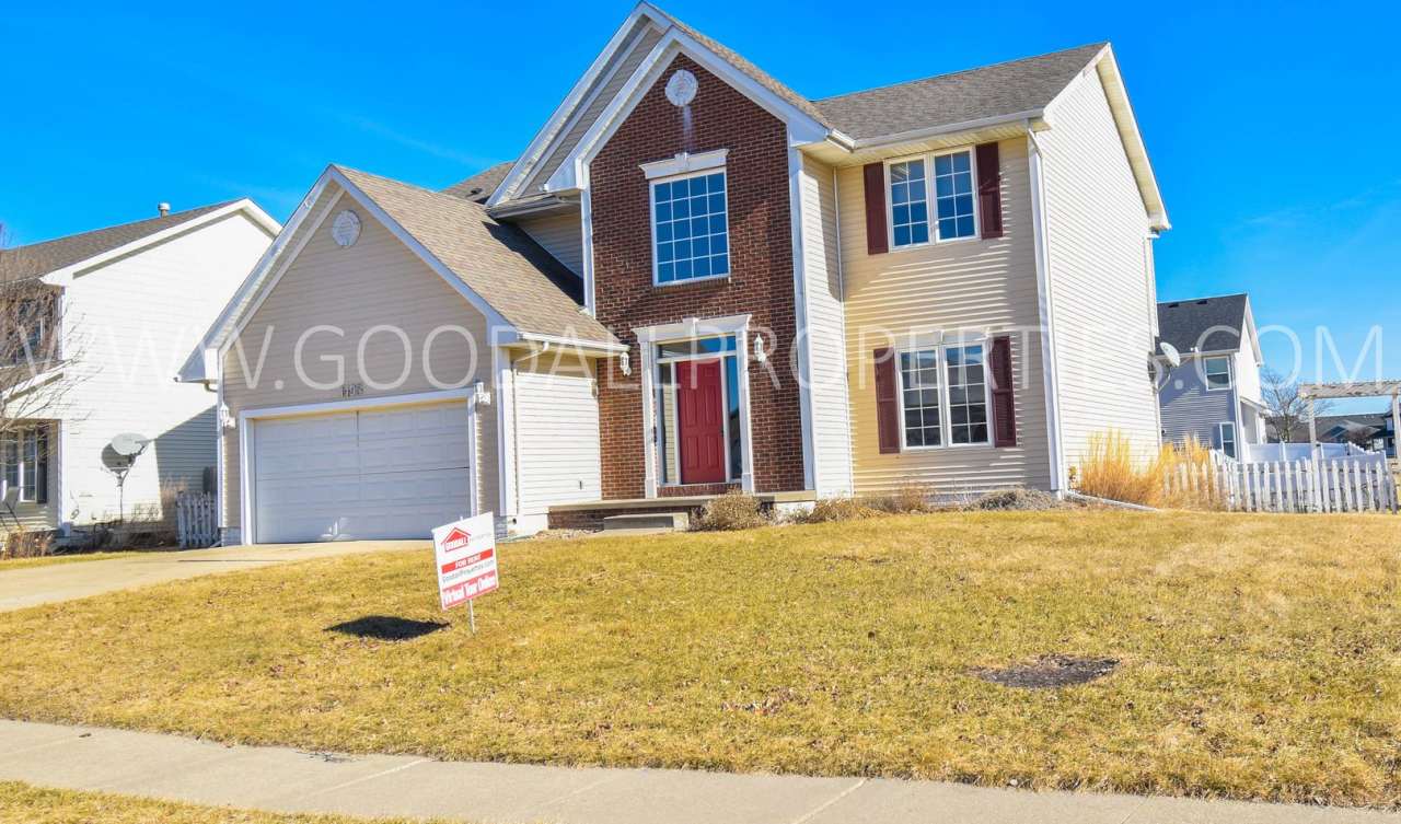5 Bedroom with over 3200 Sq ft in Waukee School District