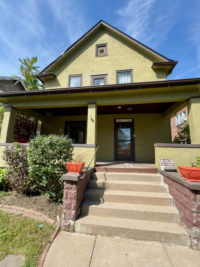 616 S 32nd Ave - Beautiful Home!