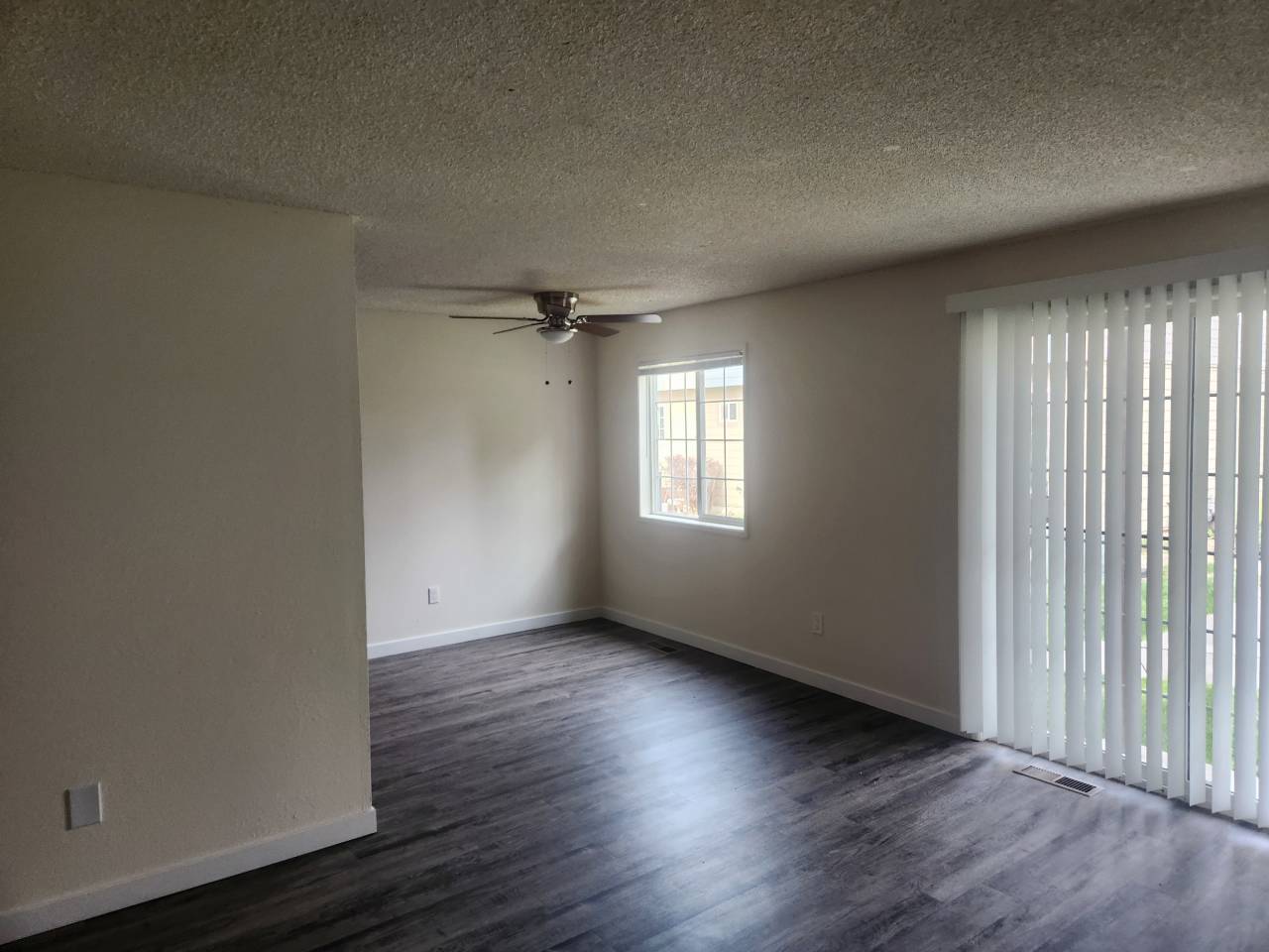 2512 East South Riverton Avenue