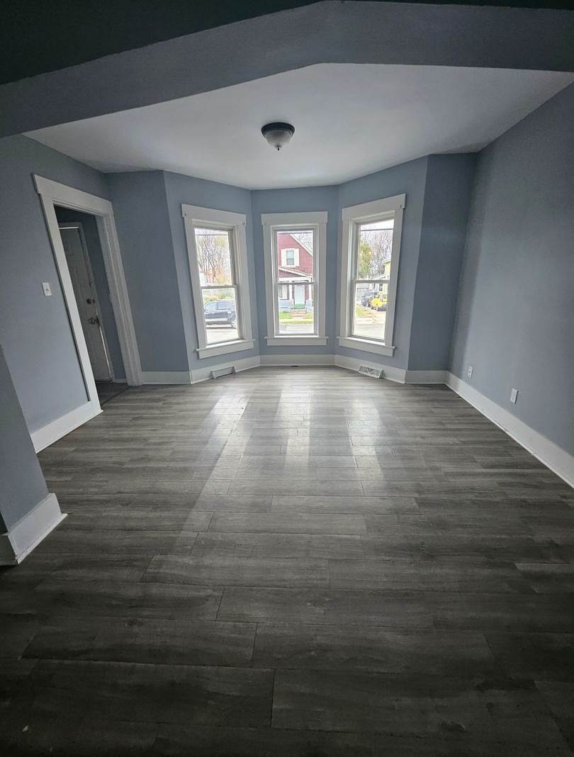 Lower three bedroom unit on Upper East Side