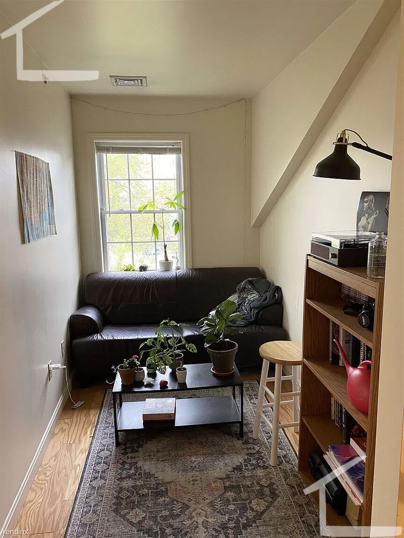 Charming 5 Bedroom -No Broker Fee