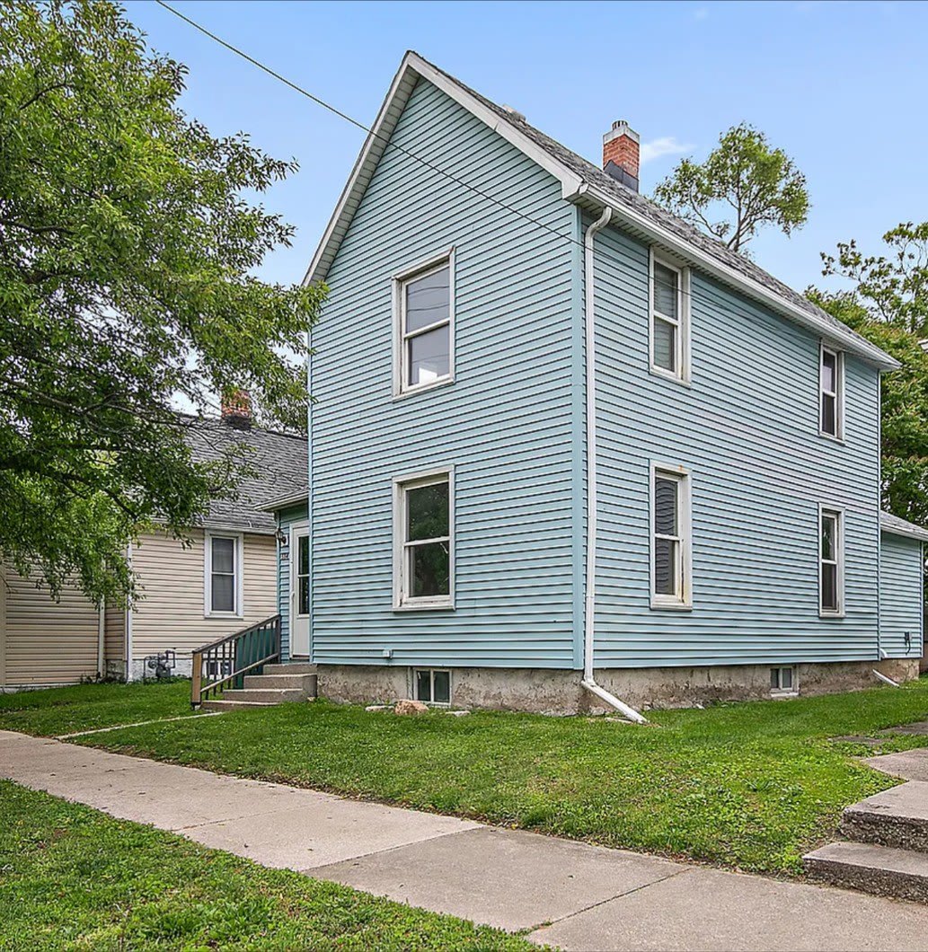 554 W Station Street