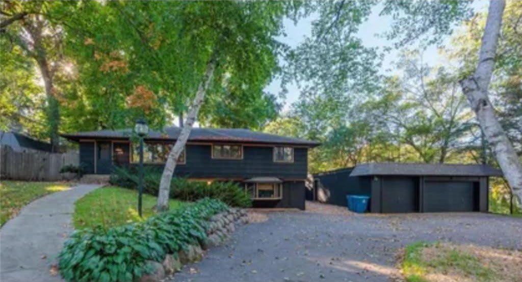 239 Byrondale Avenue