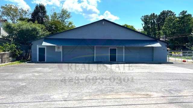 1600 Spring Place Rd SE