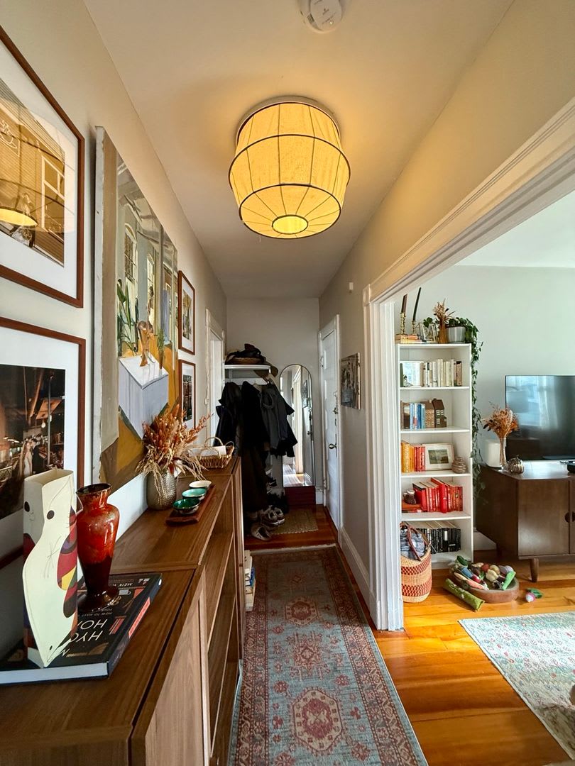 Great 2 Bedroom Located right in Harvard SQ