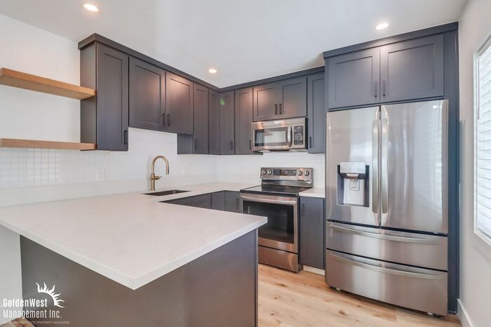 2540 Fairmount Avenue