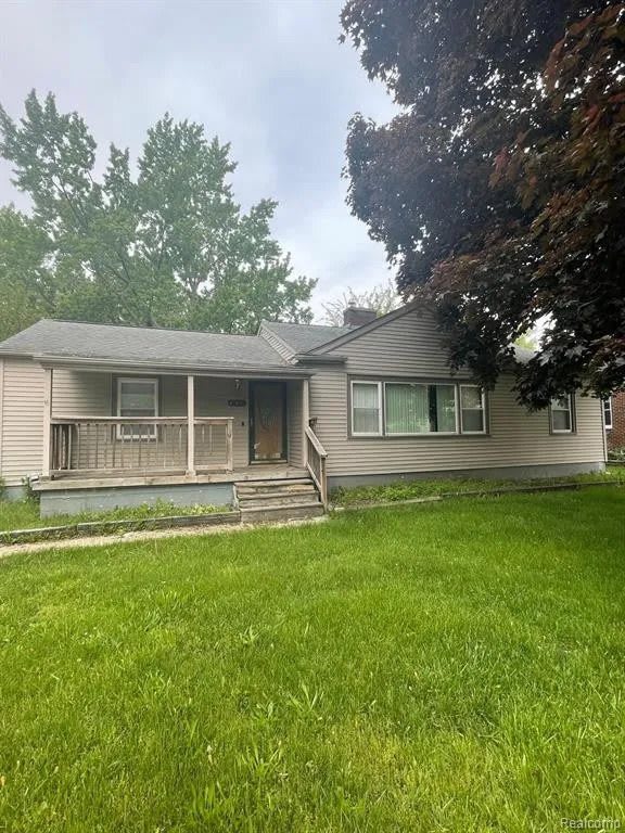 32851 Linderman Avenue