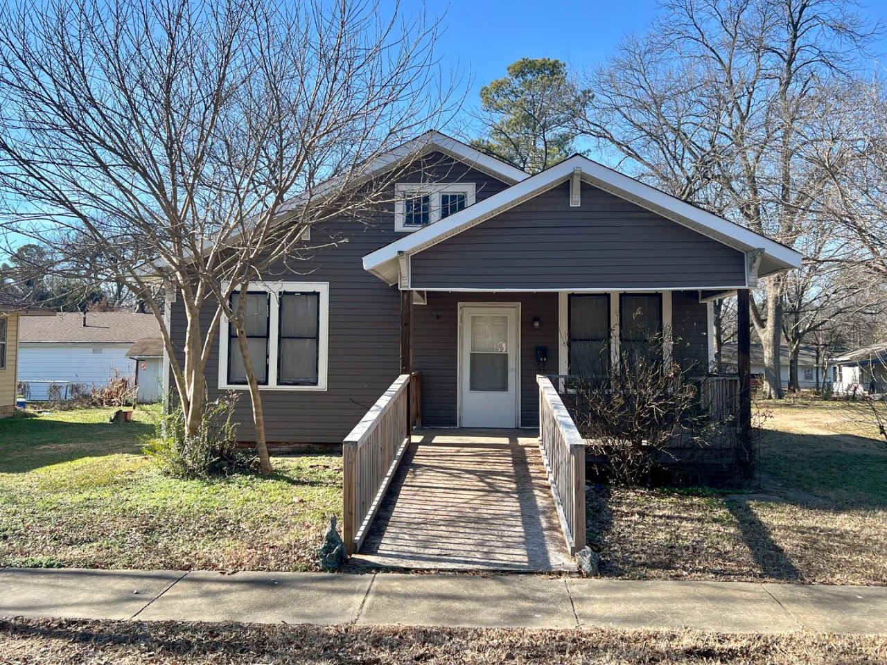 West End 3 Bedroom, 1 Bath for Rent!