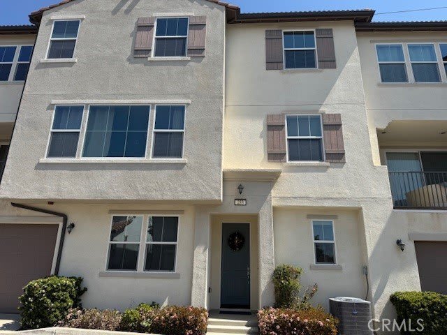 233 Promenade Street